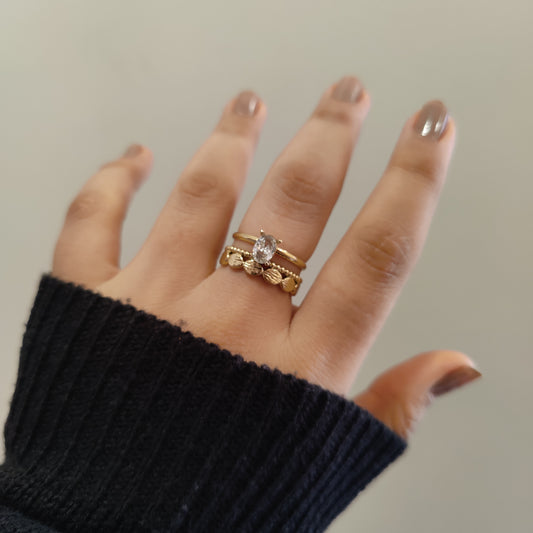 Lucia vintage ring