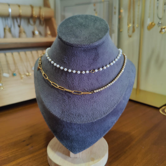 Necklace + bracelet